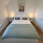 2 Bed With Harbour Views 3